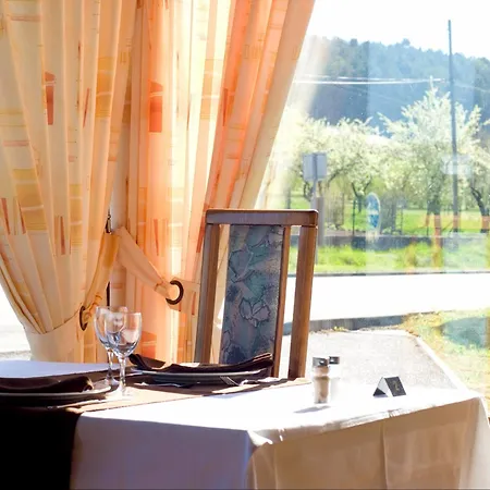 Hotel Logis Le Relais De 3*