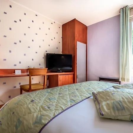 Logis Le Relais De Hotel 3*