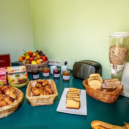 Logis Le Relais De Hotel