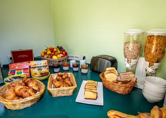 Logis Le Relais De Szálloda